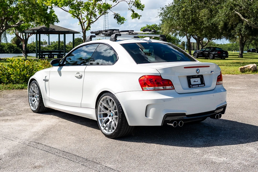 2011 BMW 1M - Image 7 of 31