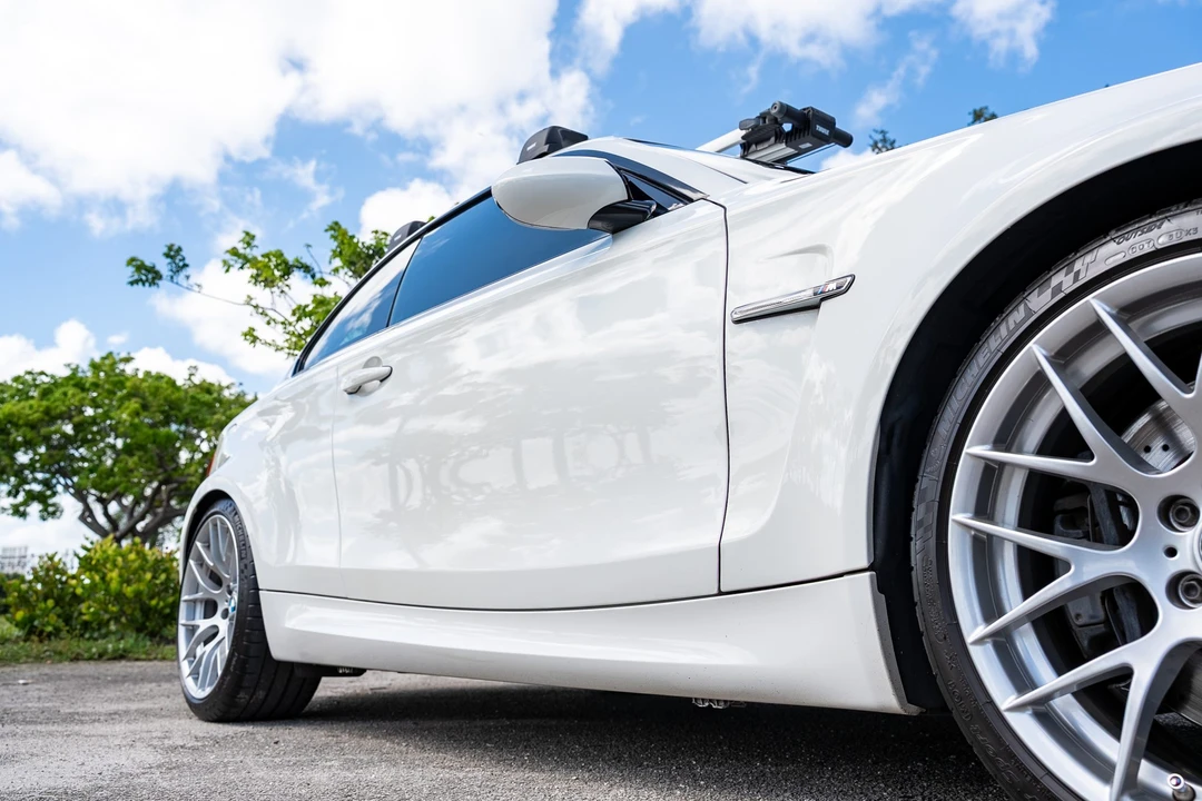 2011 BMW 1M - Image 19 of 31