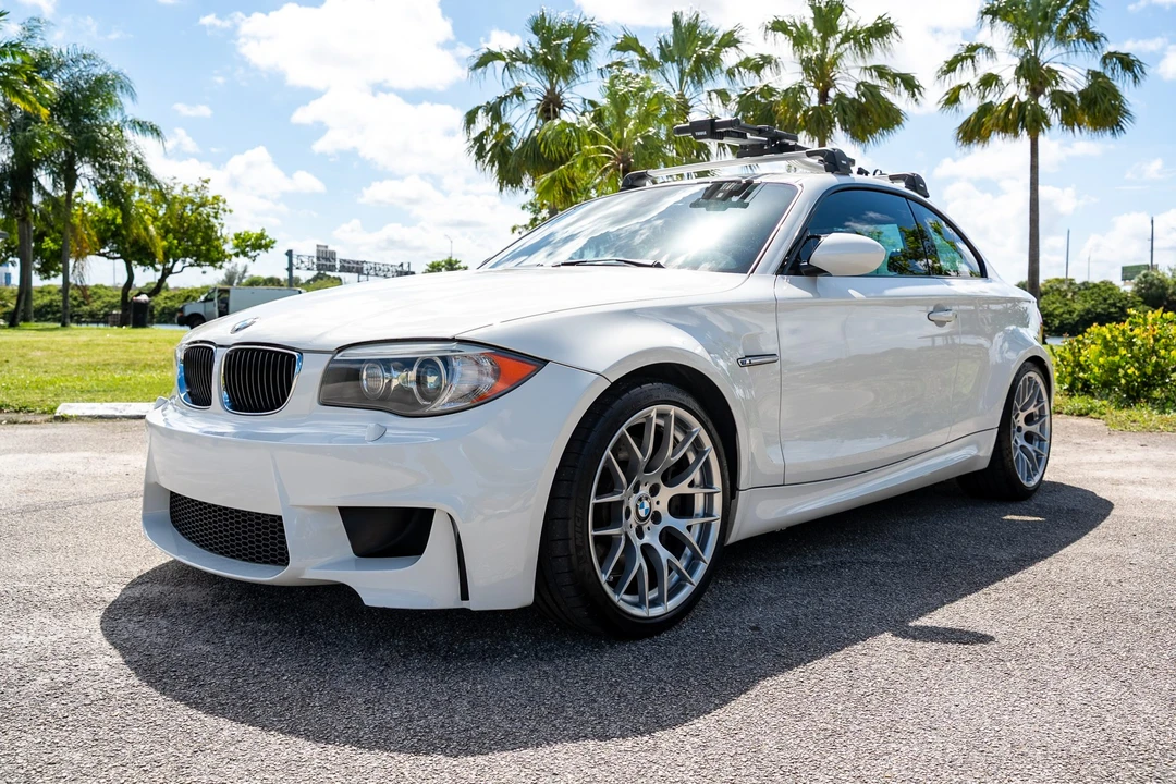 2011 BMW 1M - Image 10 of 31