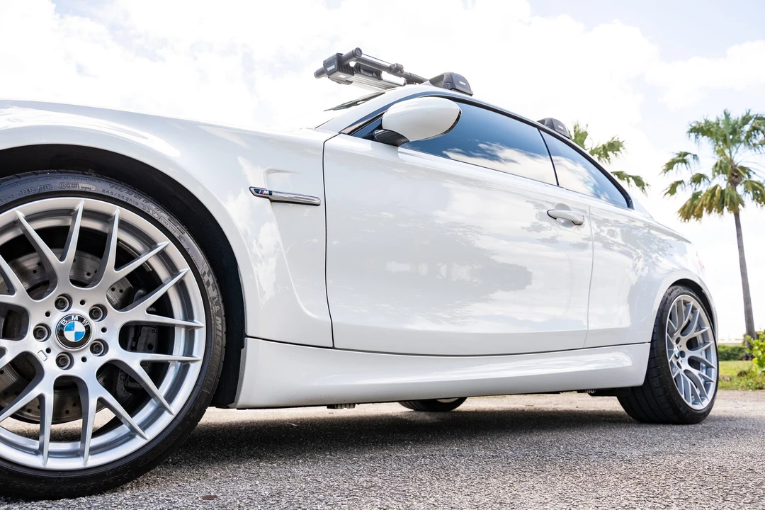 2011 BMW 1M - Image 20 of 31