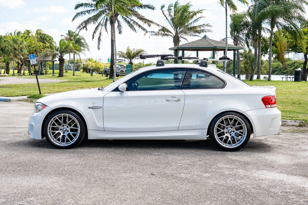 2011 BMW 1M - Image 8 of 31