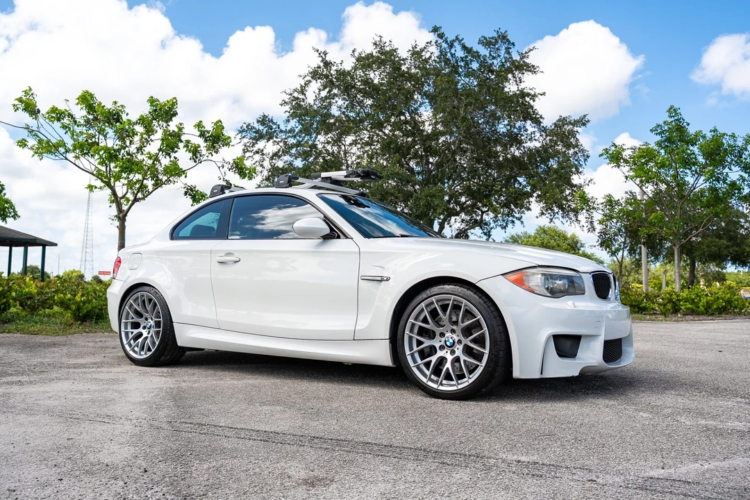 2011 BMW 1M - Image 12 of 31