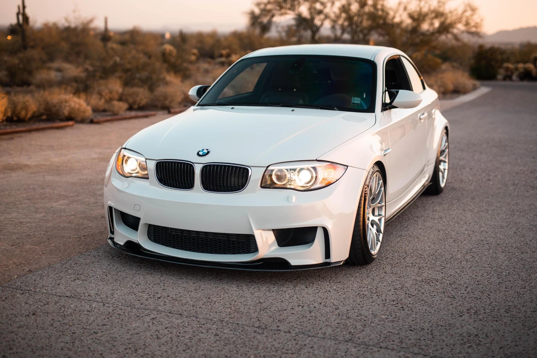 2011 BMW 1M - Image 9 of 30