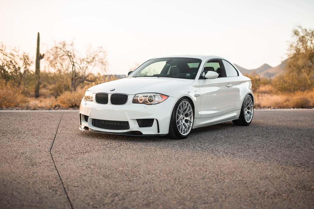 2011 BMW 1M - Image 10 of 30