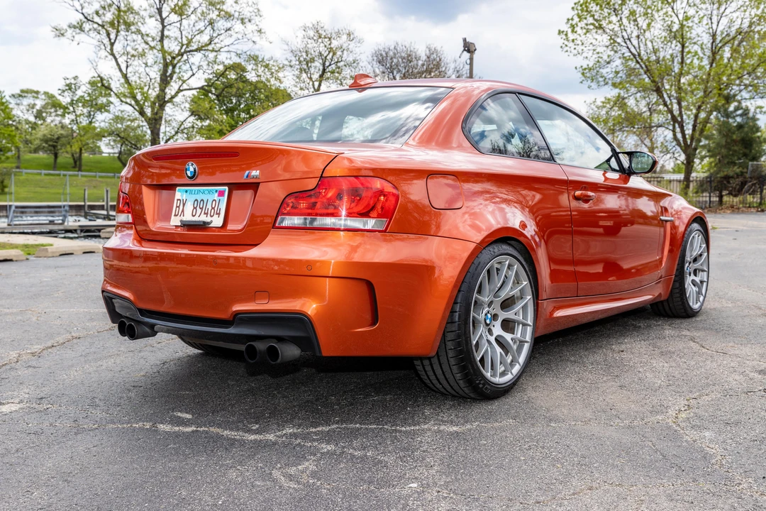 2011 BMW 1M - Image 18 of 31