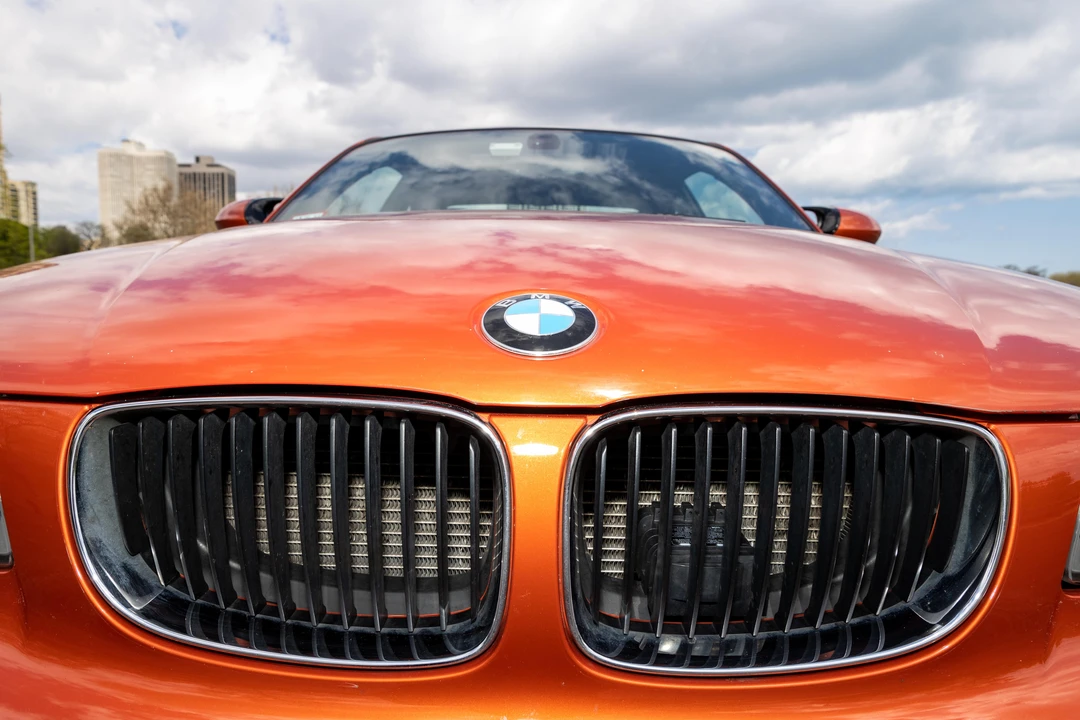2011 BMW 1M - Image 24 of 31