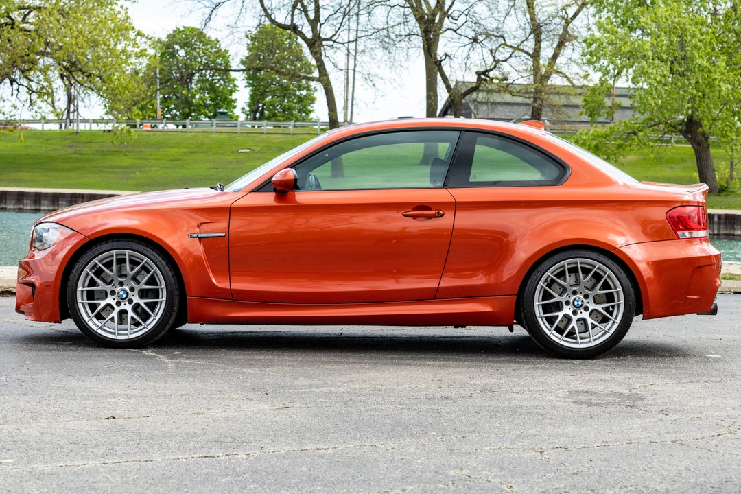 2011 BMW 1M - Image 10 of 31