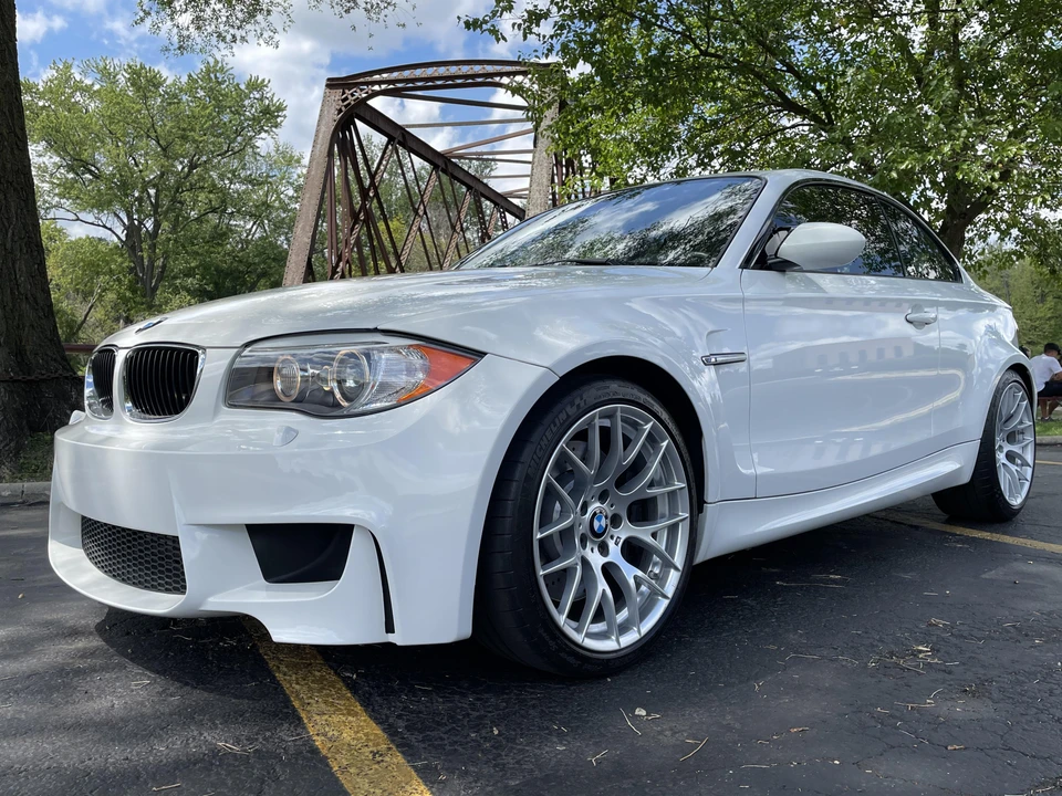 2011 BMW 1M - Image 9 of 31