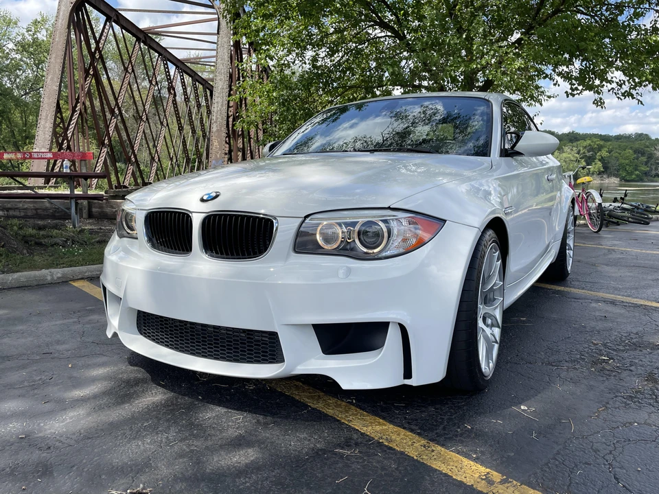 2011 BMW 1M - Image 8 of 31