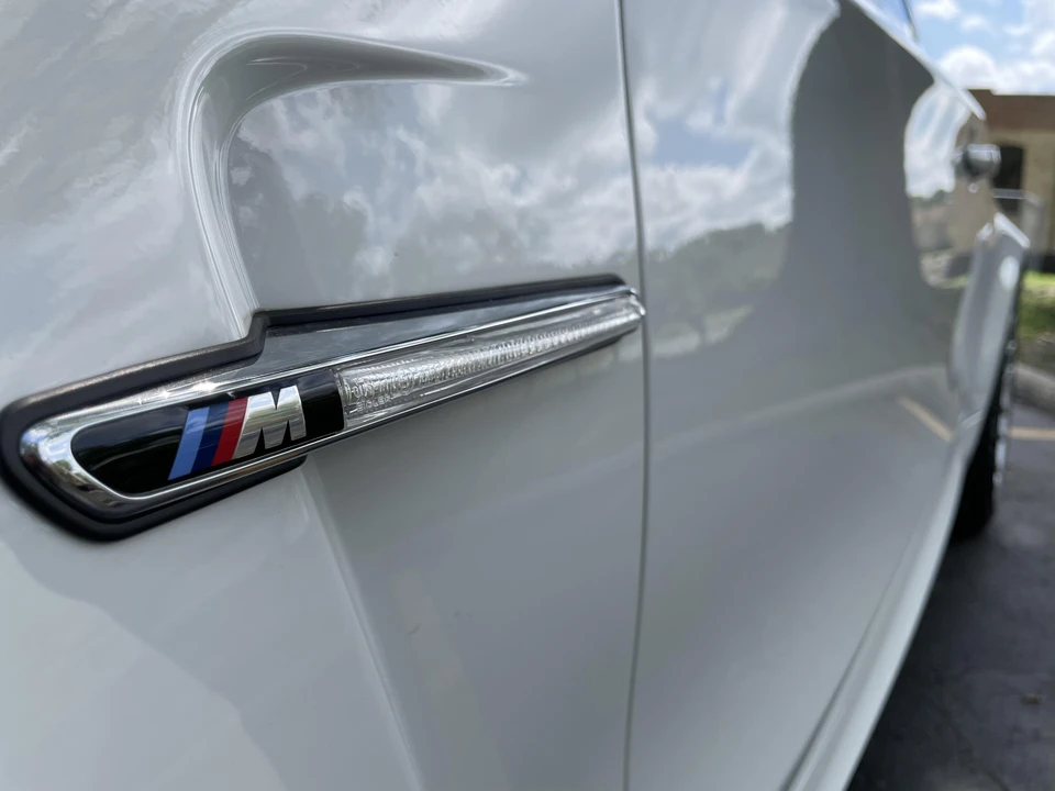2011 BMW 1M - Image 28 of 31
