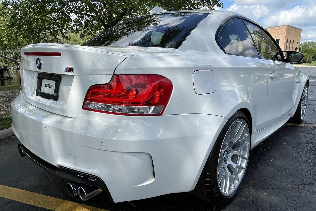 2011 BMW 1M - Image 5 of 31