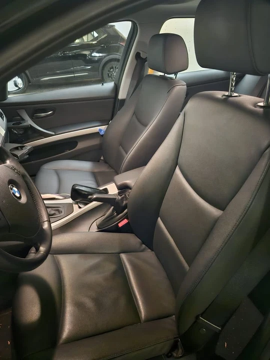 2011 BMW E90 3 Series Sedan - Image 7 of 12