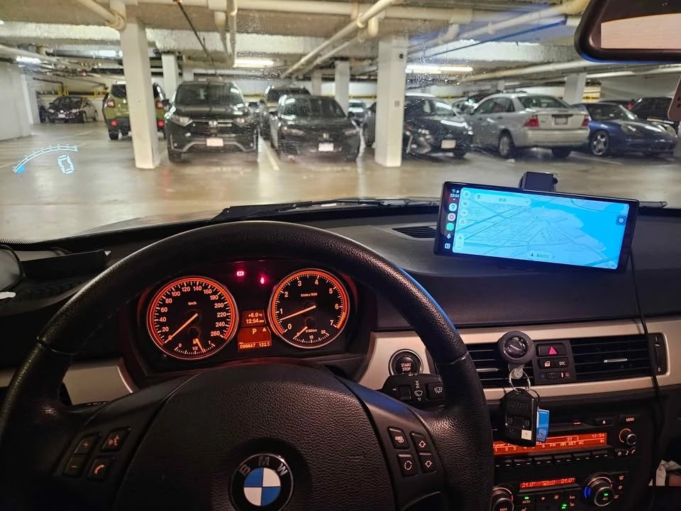 2011 BMW E90 3 Series Sedan - Image 10 of 12