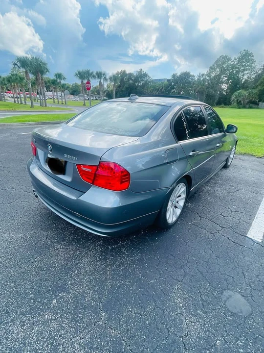2011 BMW 1 Series - Image 9 of 16