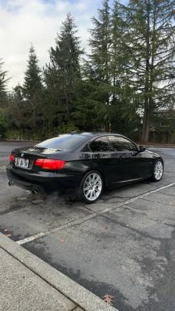 2011 BMW 3 Series - Image 4 of 9