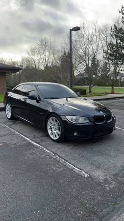 2011 BMW 3 Series - Image 2 of 9