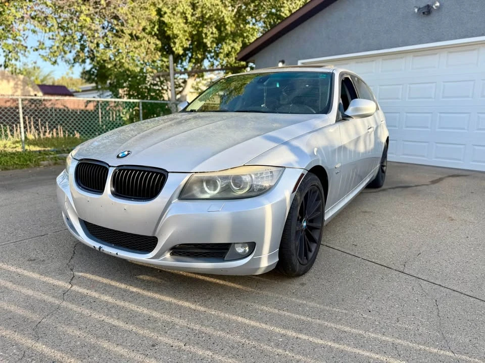 2011 BMW E90 3 Series Sedan - Image 3 of 19