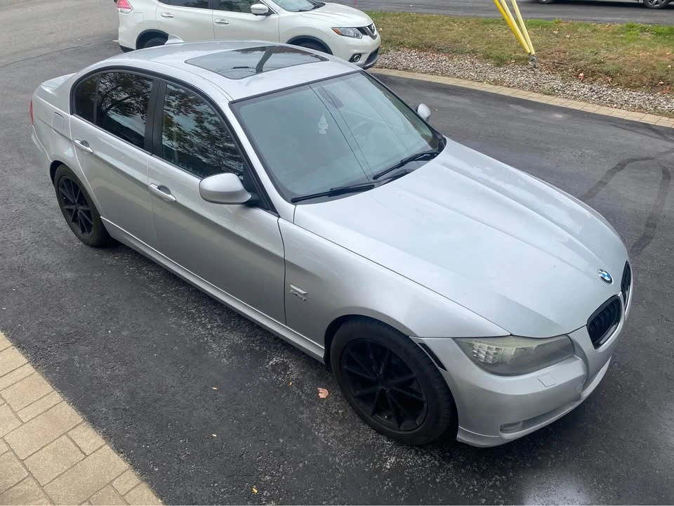 2011 BMW E90 3 Series Sedan - Image 2 of 10