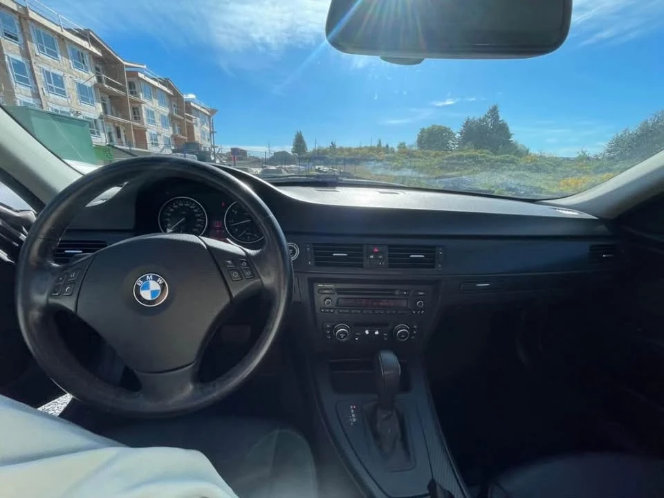 2011 BMW E90 3 Series Sedan - Image 7 of 8
