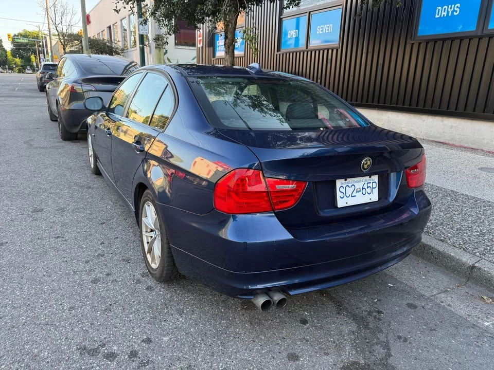 2011 BMW E90 3 Series Sedan - Image 6 of 8