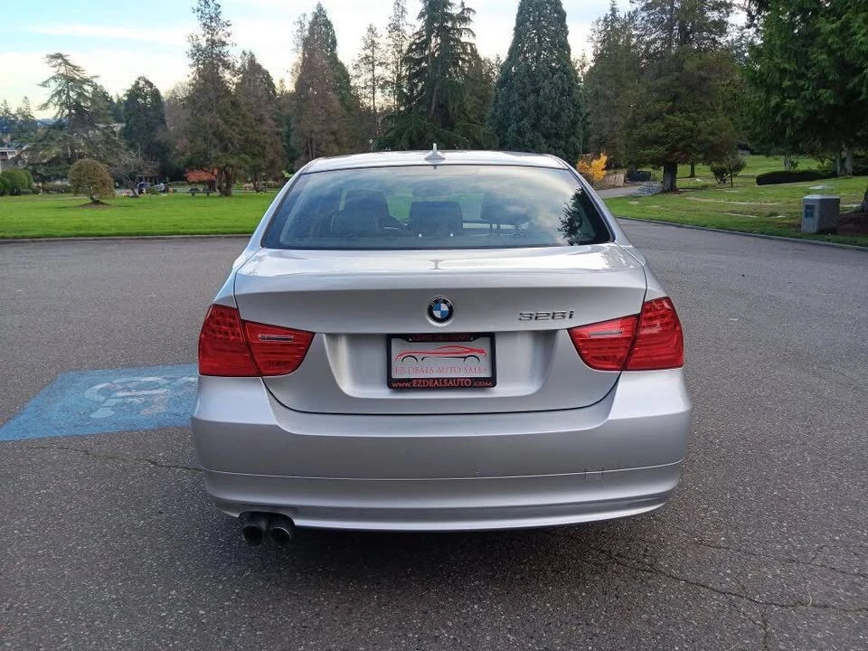 2011 BMW E90 3 Series Sedan - Image 6 of 20