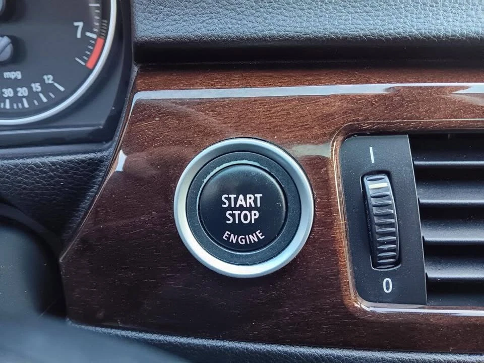 2011 BMW E90 3 Series Sedan - Image 20 of 20