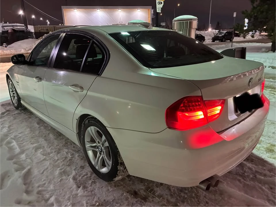 2011 BMW E90 3 Series Sedan - Image 4 of 8