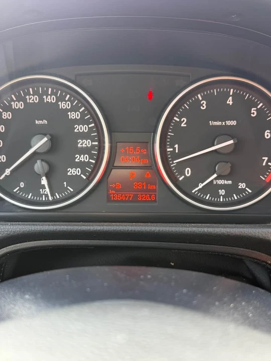 2011 BMW E90 3 Series Sedan - Image 8 of 9