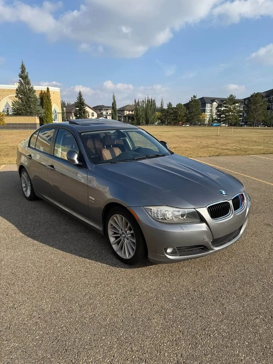 2011 BMW E90 3 Series Sedan - Image 6 of 9