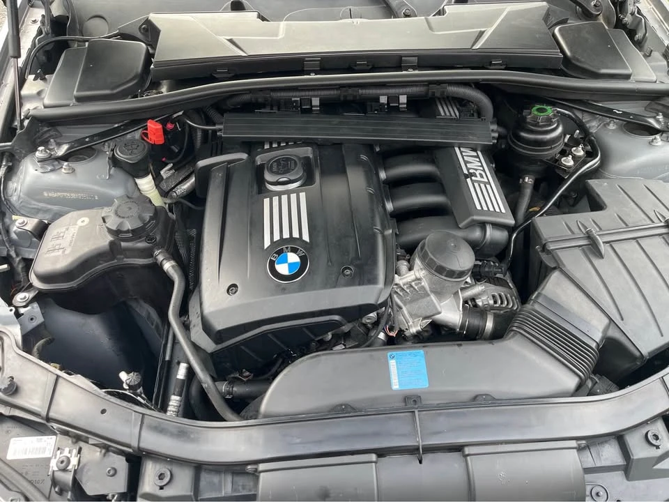 2011 BMW E90 3 Series Sedan - Image 4 of 6