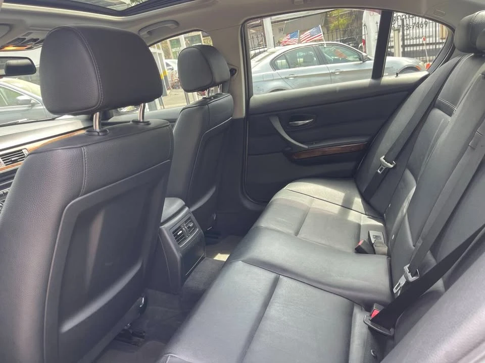 2011 BMW E90 3 Series Sedan - Image 15 of 20