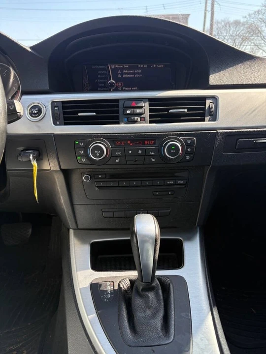 2011 BMW E90 3 Series Sedan - Image 11 of 15