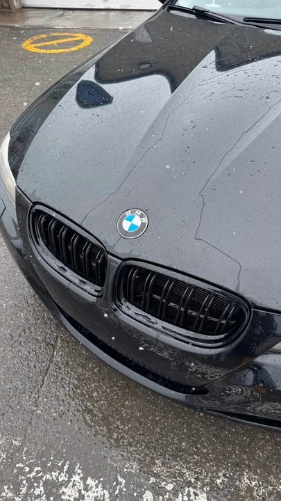 2011 BMW E90 3 Series Sedan - Image 2 of 17