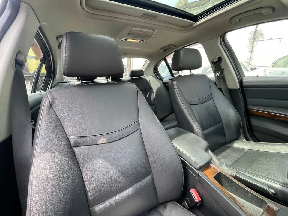 2011 BMW E90 3 Series Sedan - Image 19 of 20