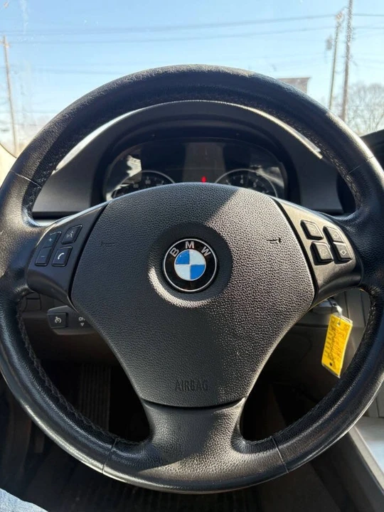 2011 BMW E90 3 Series Sedan - Image 15 of 15