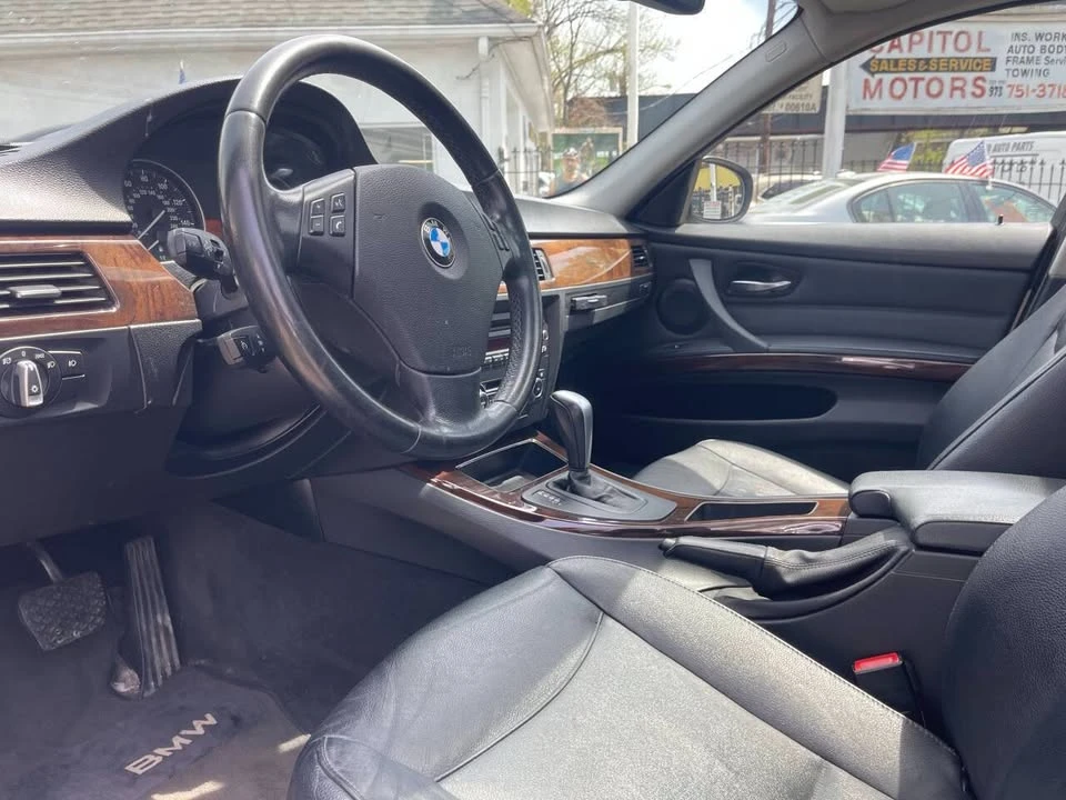 2011 BMW E90 3 Series Sedan - Image 14 of 20