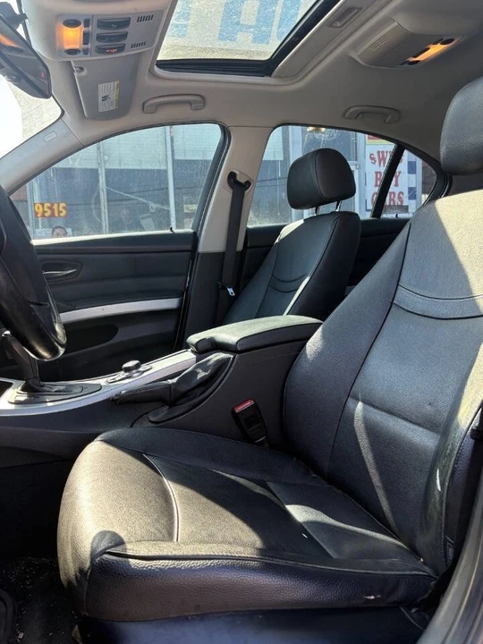 2011 BMW E90 3 Series Sedan - Image 10 of 15