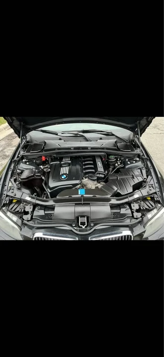2011 BMW E90 3 Series Sedan - Image 7 of 10