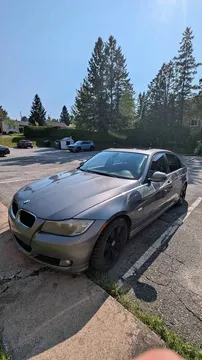 2011 BMW 3 Series 323i