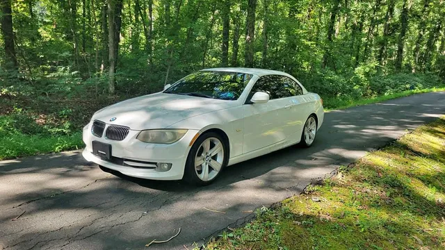 2011 BMW 3 Series 318i Convertible