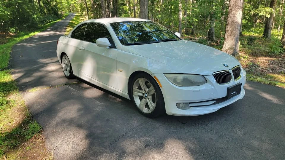 2011 BMW E93 3 Series Convertible - Image 4 of 17