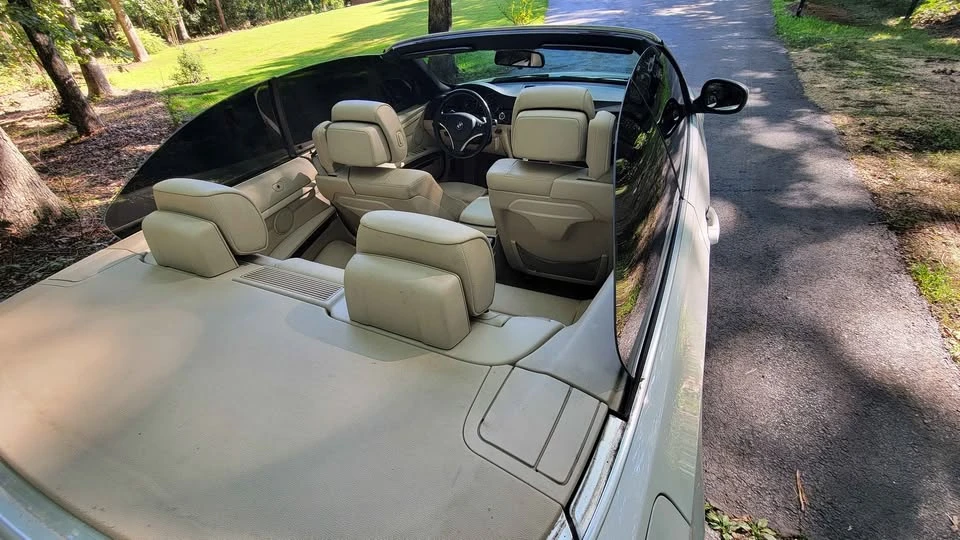 2011 BMW E93 3 Series Convertible - Image 12 of 17