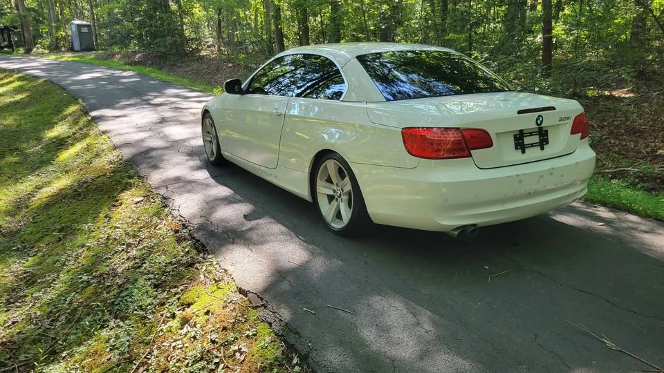2011 BMW E93 3 Series Convertible - Image 3 of 17