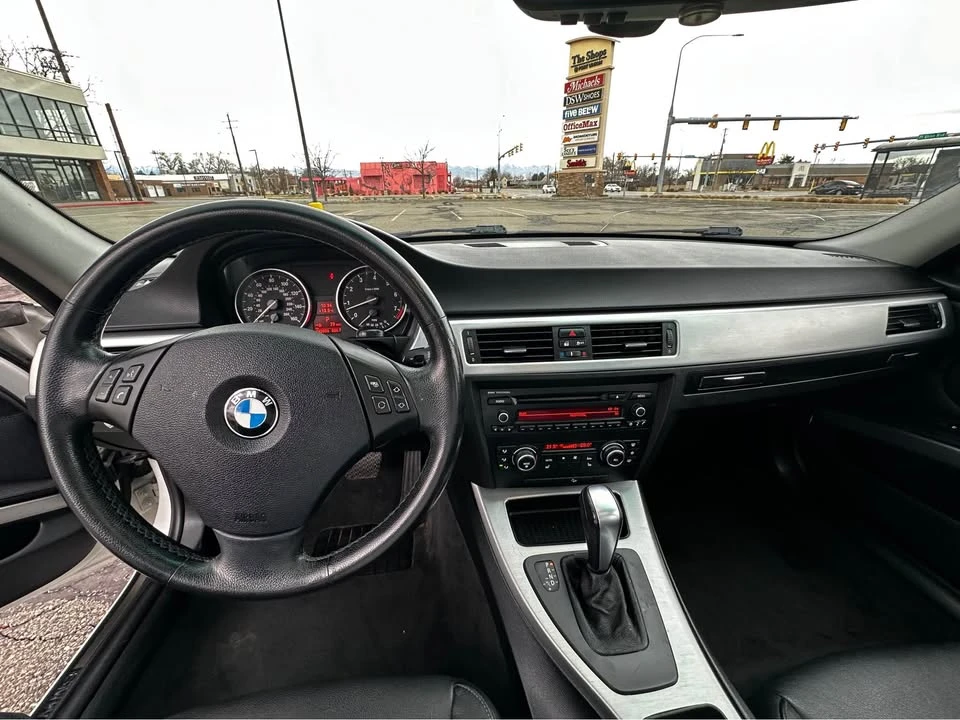 2011 BMW E90 3 Series Sedan - Image 8 of 8