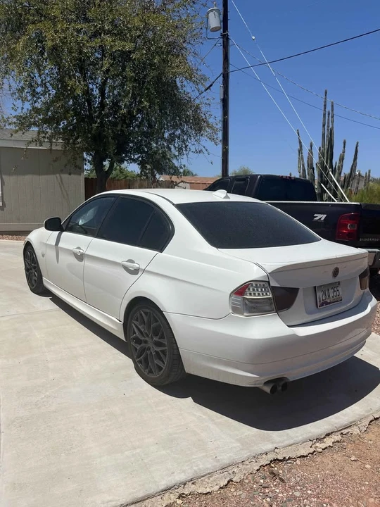 2011 BMW E90 3 Series Sedan - Image 5 of 7