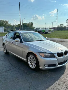 2011 BMW 3 Series 325xi Sedan 4D