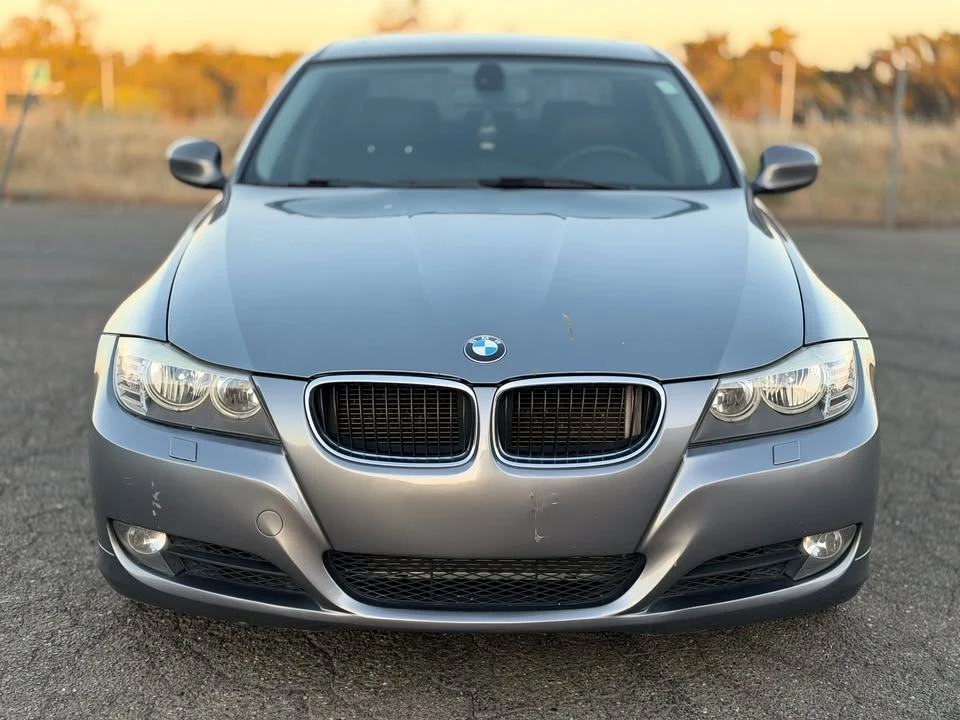 2011 BMW E90 3 Series Sedan - Image 2 of 20