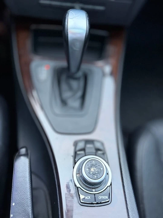 2011 BMW E90 3 Series Sedan - Image 20 of 20
