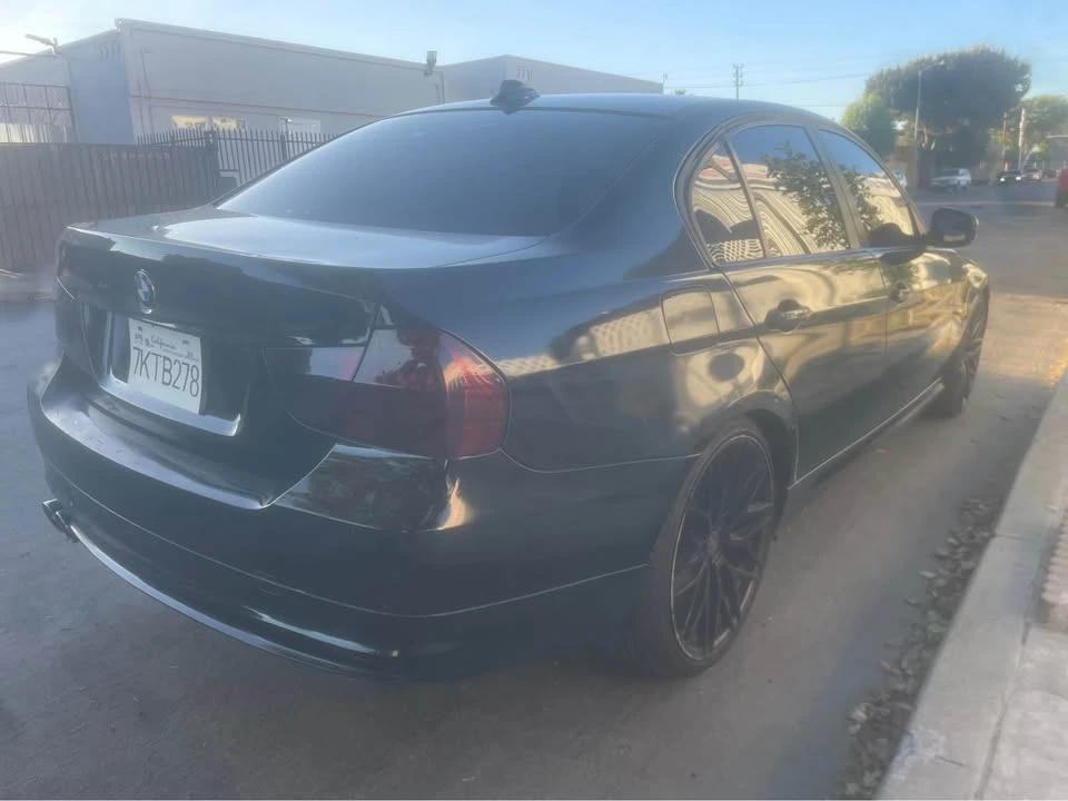 2011 BMW E90 3 Series Sedan - Image 4 of 7