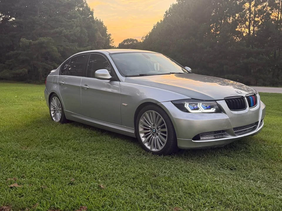 2011 BMW E90 3 Series Sedan - Image 6 of 7